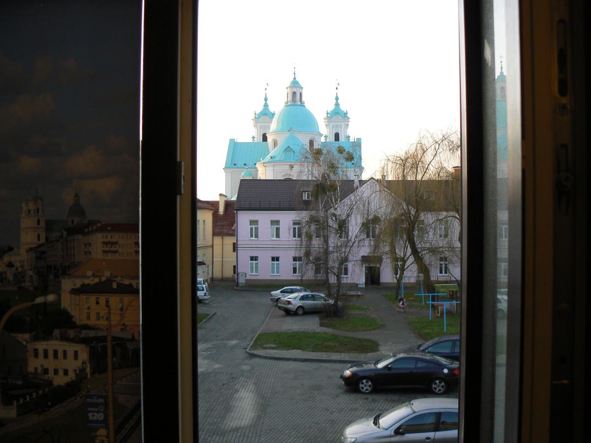 Apartment In Sacyjalistycnaja 39 Grodno Exteriör bild