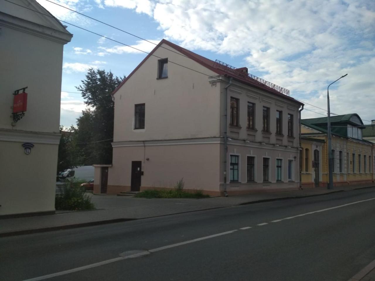 Apartment In Sacyjalistycnaja 39 Grodno Exteriör bild
